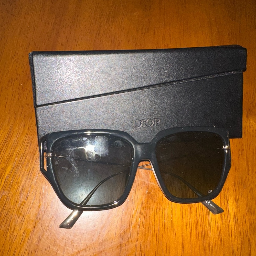 Dior Black and gold Sunglasses
